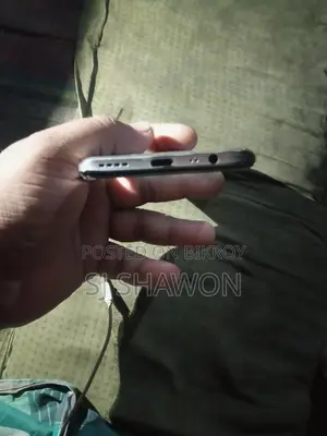 Realme 8 8/128 (ব্যবহৃত)