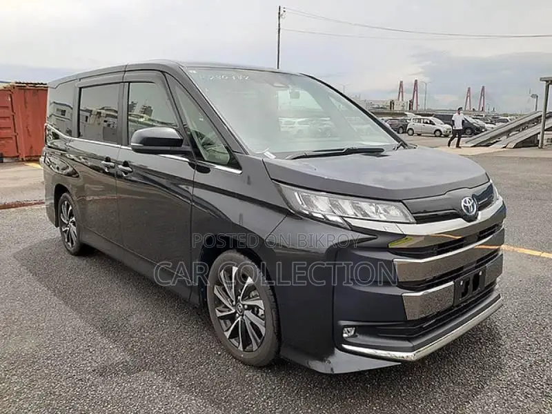 Toyota Noah S-Z Hybrid Black 2024