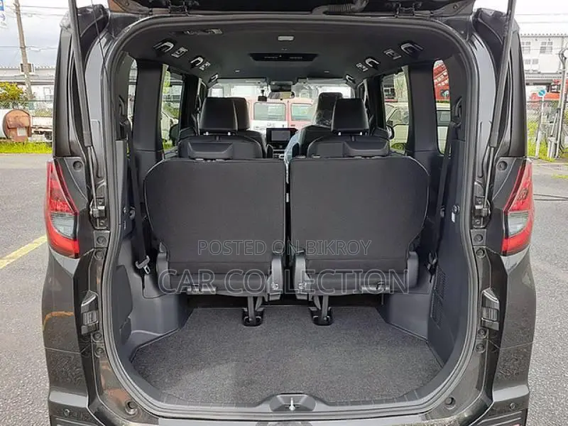 Toyota Noah S-Z Hybrid Black 2024
