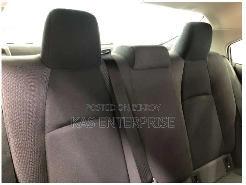 Toyota Corolla S PACKAGE PEARL HYB 2021
