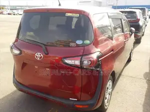 Toyota Sienta Non Hybrid G Red 2021