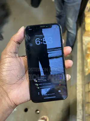 Apple iPhone X (Used)