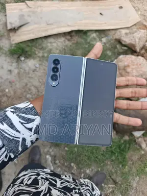 Samsung Galaxy Z Fold 4 (Used)
