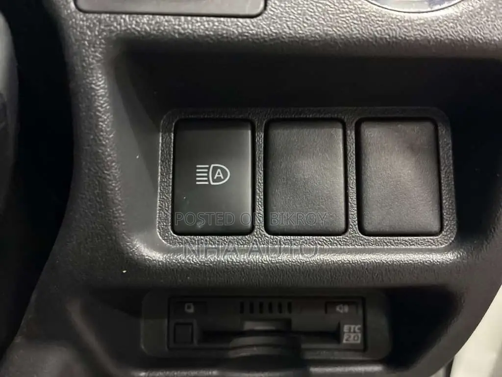 Toyota Hiace Super GL 2021