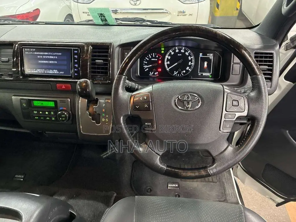 Toyota Hiace Super GL 2021