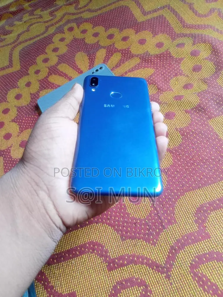 Samsung Galaxy A10s . (Used)