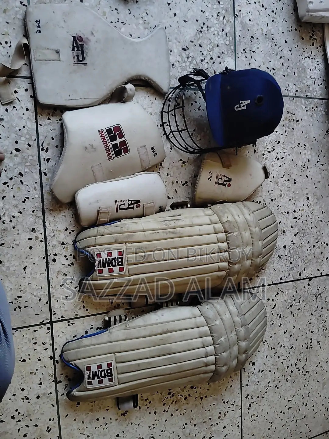 ক্রিকেট সরঞ্জাম