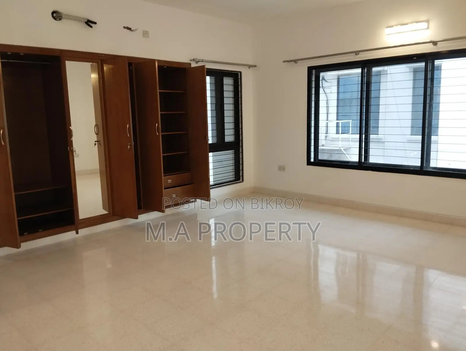 Luxury Semi-Furnished 4-Bedroom Flat for Rent in Baridhara Diplomatic Zone