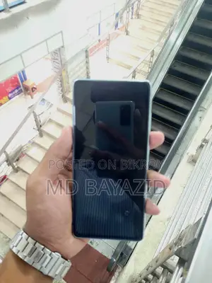 Samsung Galaxy S20 FE (Used)