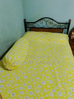 রড আয়রনের খাট বিক্রয় করা হবে