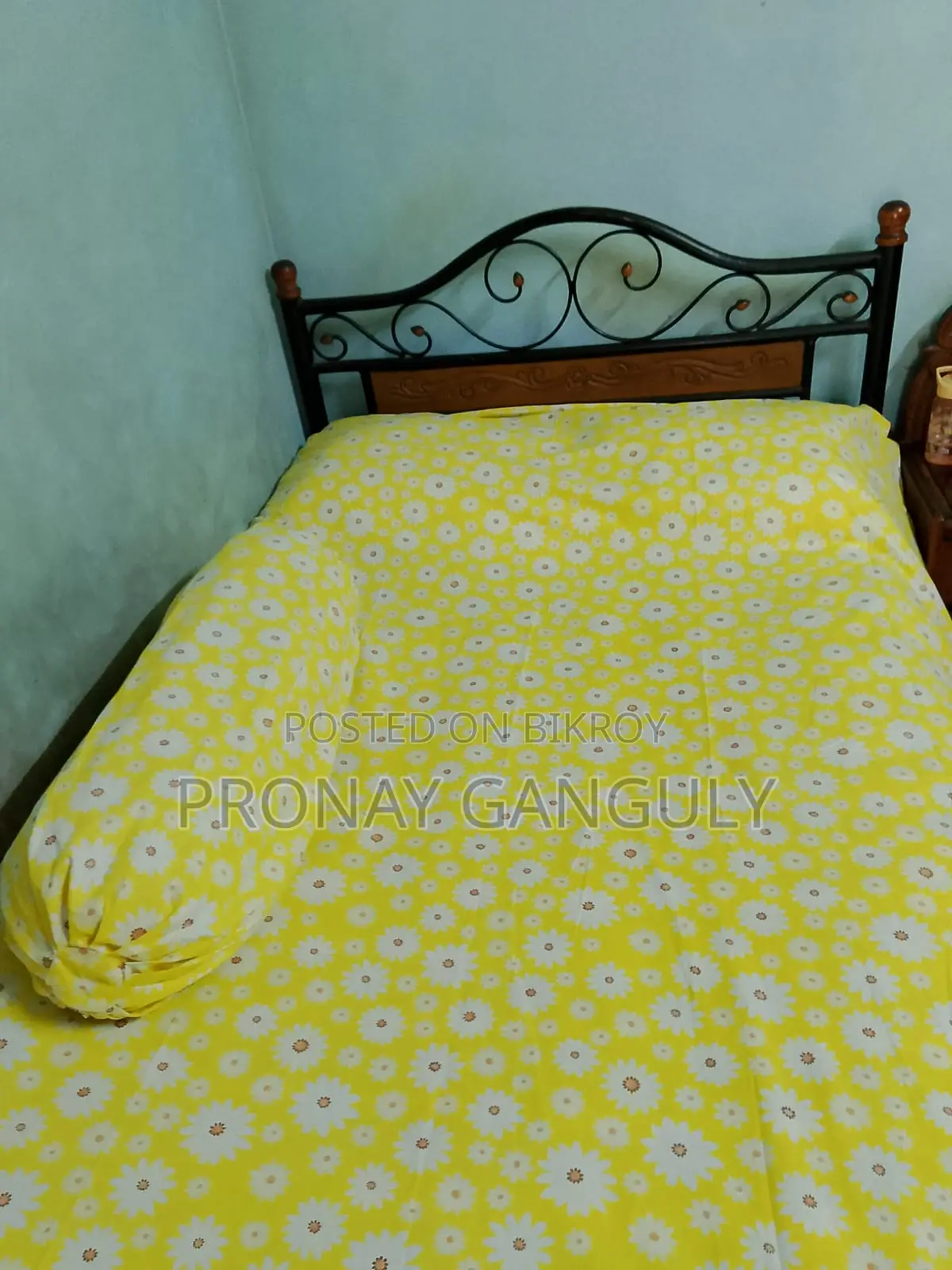 রড আয়রনের খাট বিক্রয় করা হবে