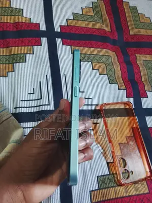 Realme C33 ৪ জিবি র‍্যাম (ব্যবহৃত)