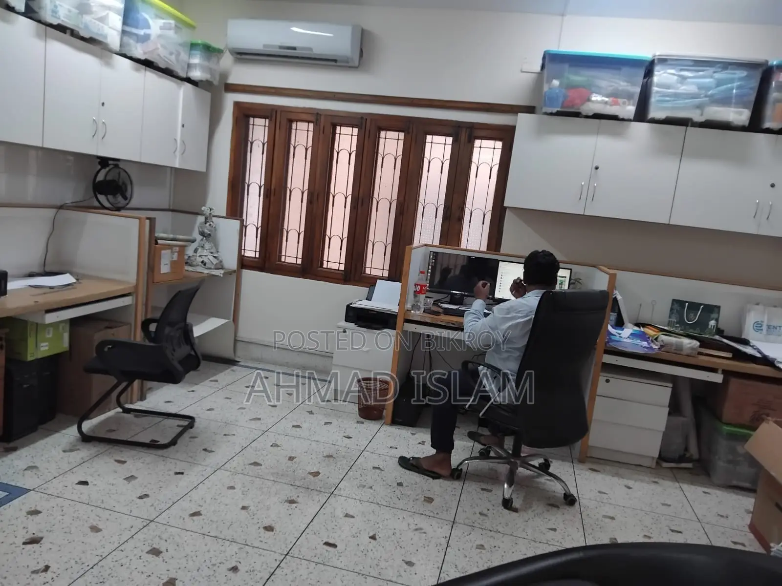 Office To-let