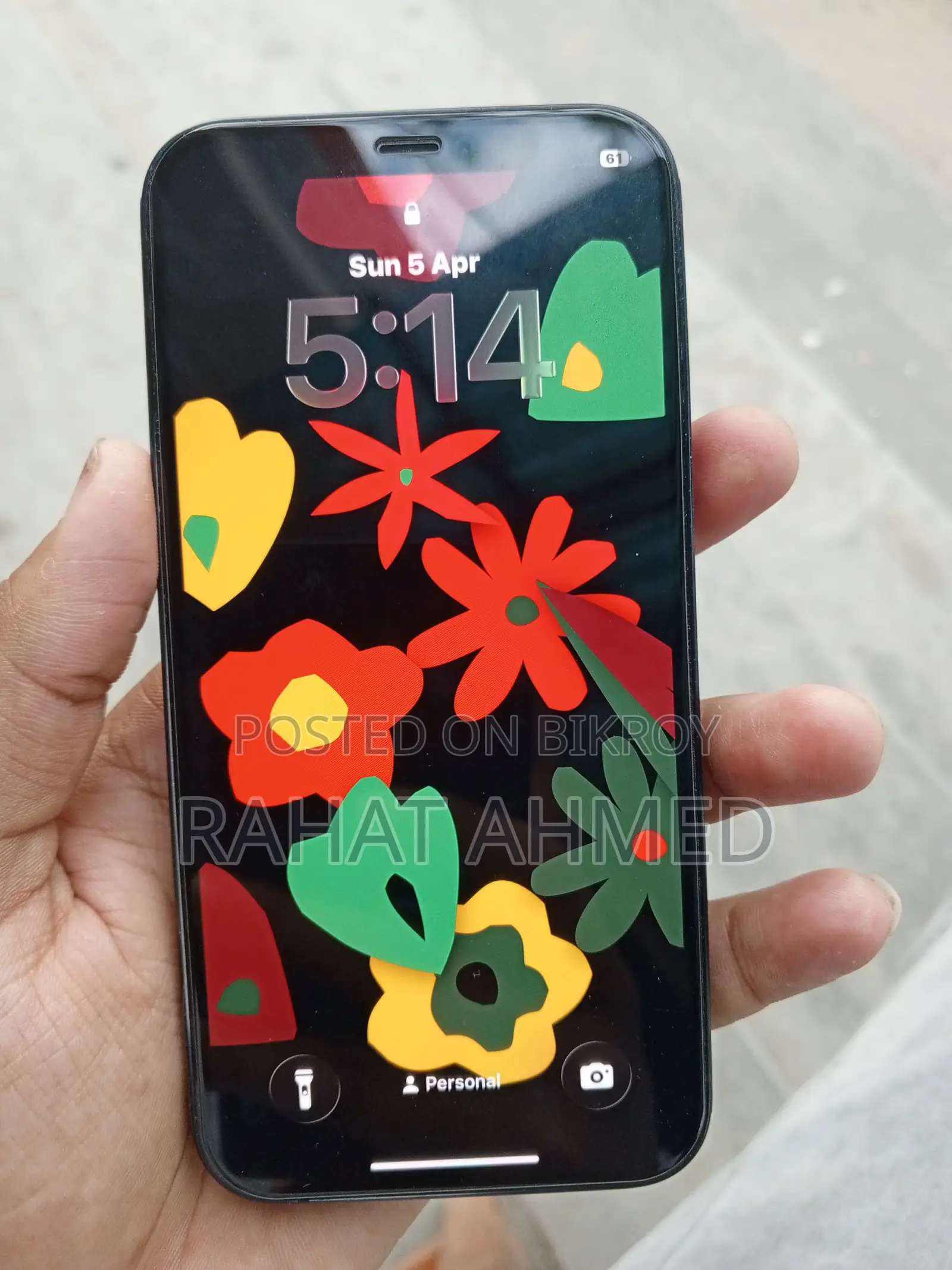 Apple iPhone 12 (Used)