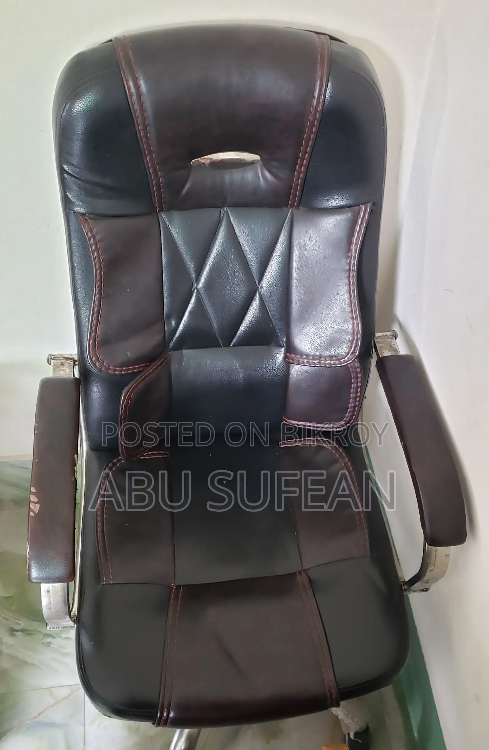 Mini Boss Chair