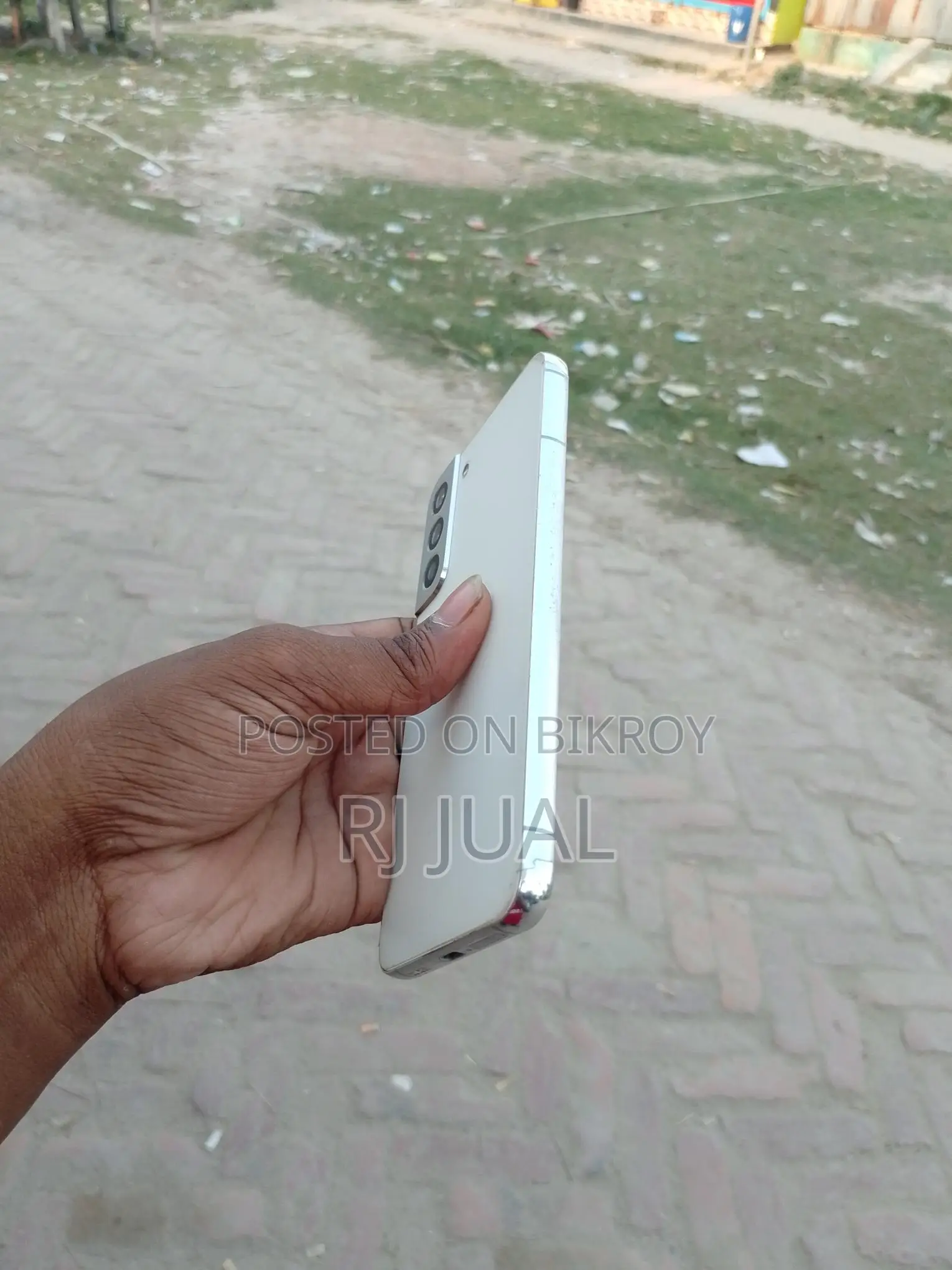 Samsung Galaxy S22 Plus . (Used)