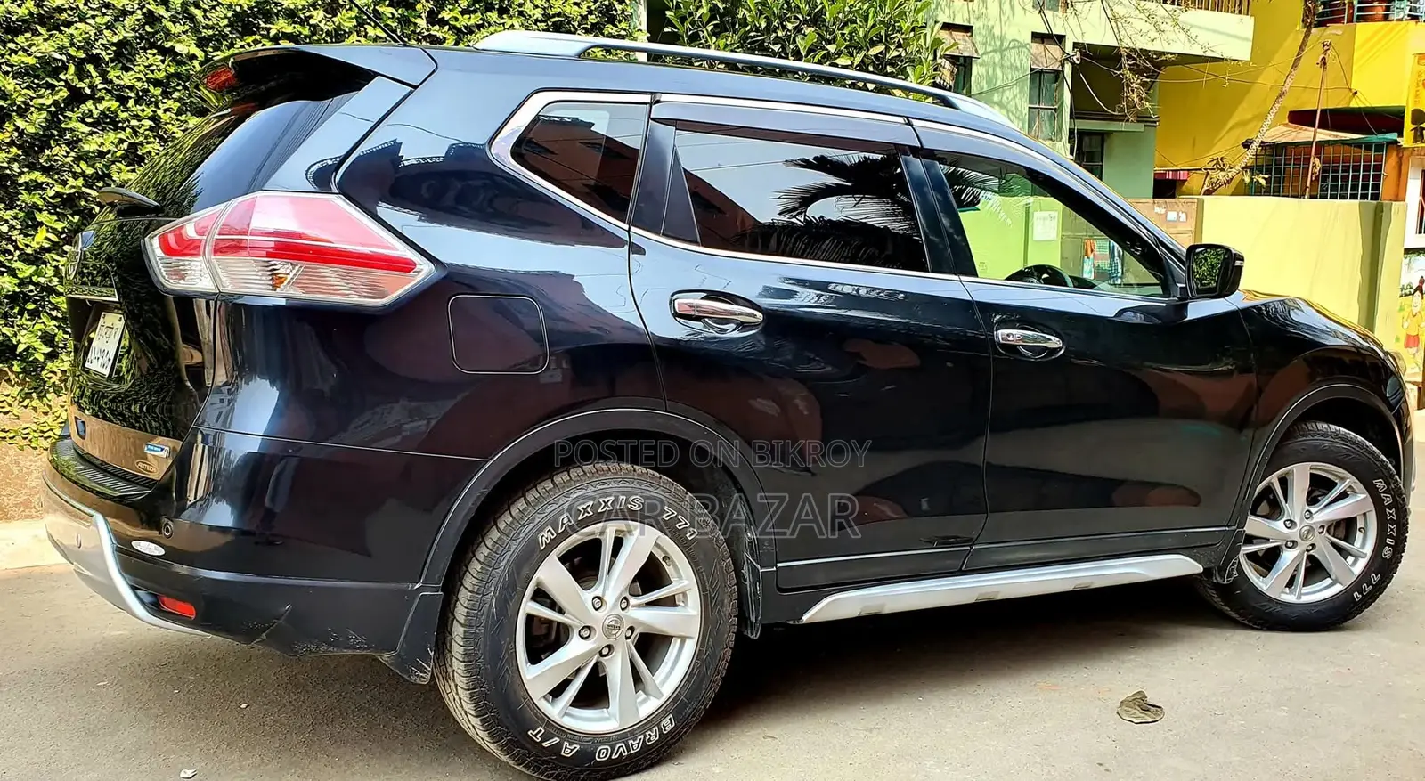 Nissan X-Trail 7-Seater Sunroof 2.0L 2014 Black
