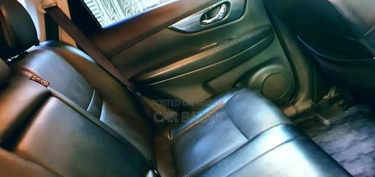Nissan X-Trail 7-Seater Sunroof 2.0L 2014 Black