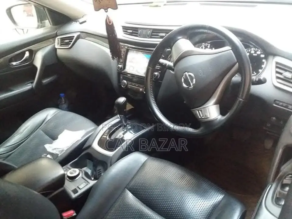 Nissan X-Trail 7-Seater Sunroof 2.0L 2014 Black