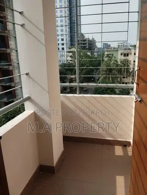 গুলশান ১-এ ভাড়ার জন্য অসম্পূর্ণ ফ্ল্যাট
