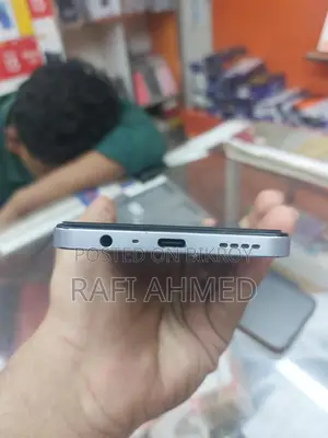 Realme C65 . (ব্যবহৃত)