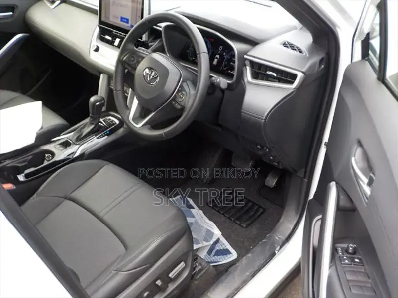 Toyota Corolla Cross z p a c k g e 2025