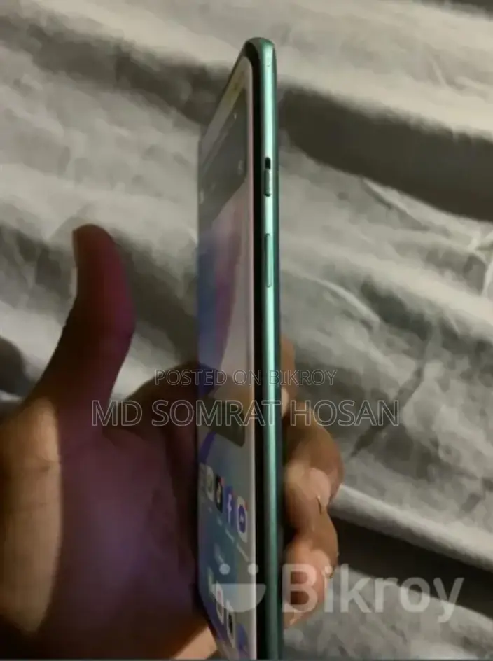 OnePlus 8 (Used)