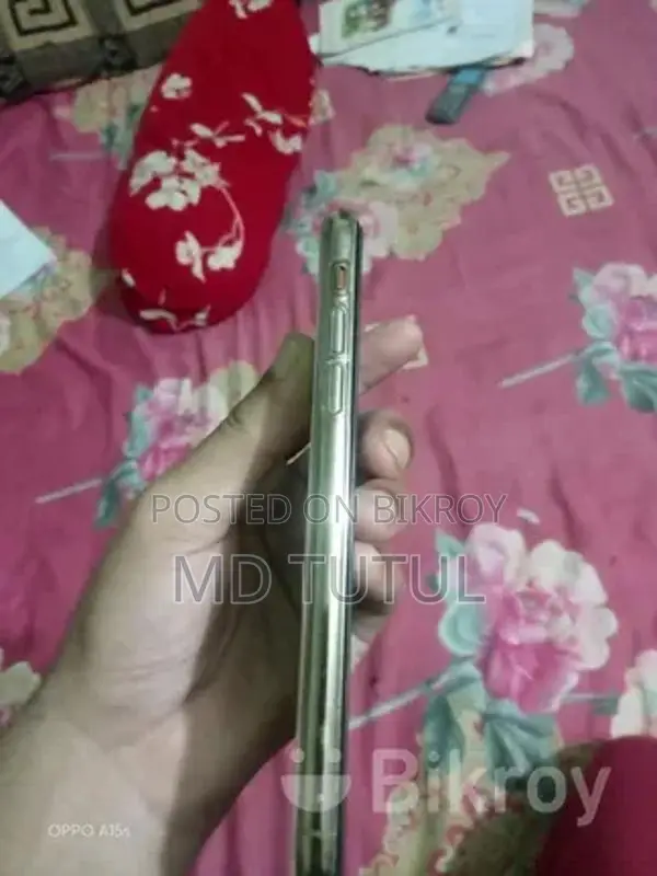 Apple iPhone XS (Used)