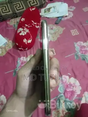 Apple iPhone XS (Used)