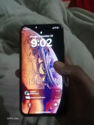 Apple iPhone XS (Used)