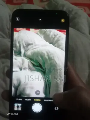 Apple iPhone XS (Used)