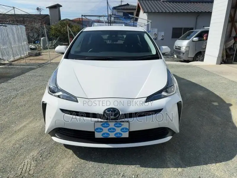 Toyota Prius HYBRID S 2021