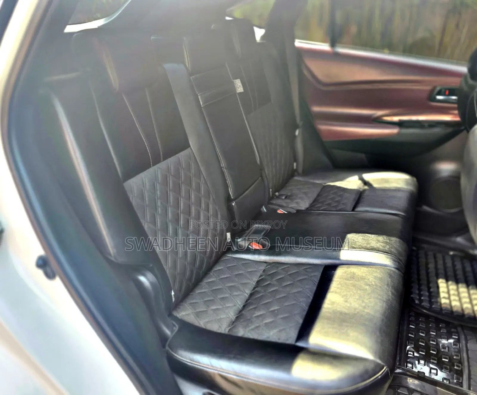 Toyota Harrier Premium 2015