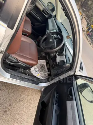 Toyota Axio 2014