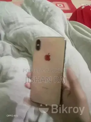 Apple iPhone XS (Used)