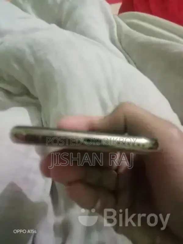 Apple iPhone XS (Used)
