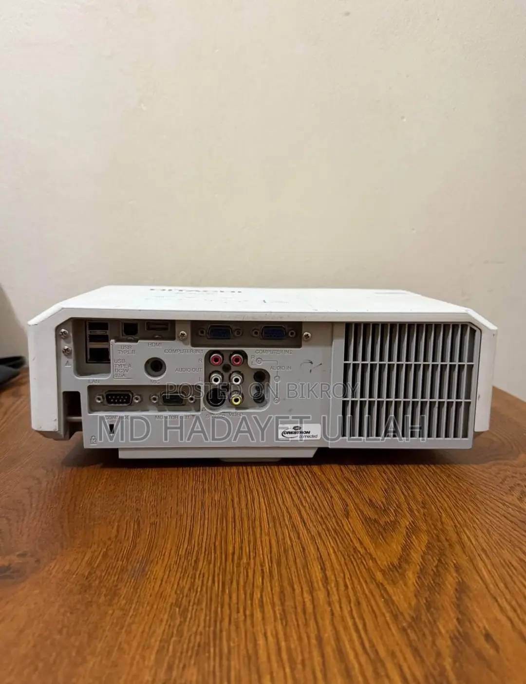 Hitachi Projector