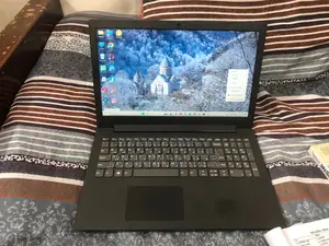 Lenovo Core i3 Laptop (8GB RAM, SSD) – Minor Scratch, Smooth Performance