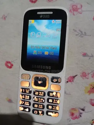 Samsung Guru Music 2 . (Used)