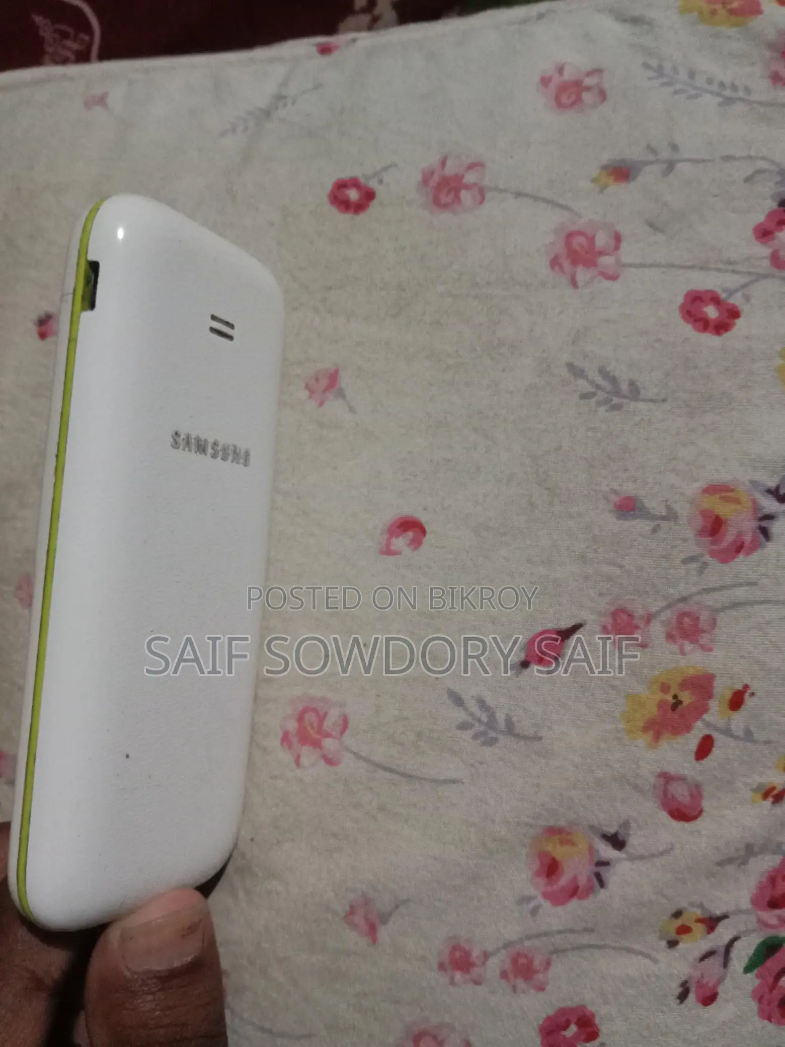 Samsung Guru Music 2 . (Used)