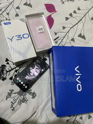 Vivo Y30 . (Used)