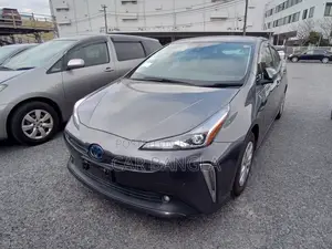 Toyota Prius S SAFETY PLUS 2 2021