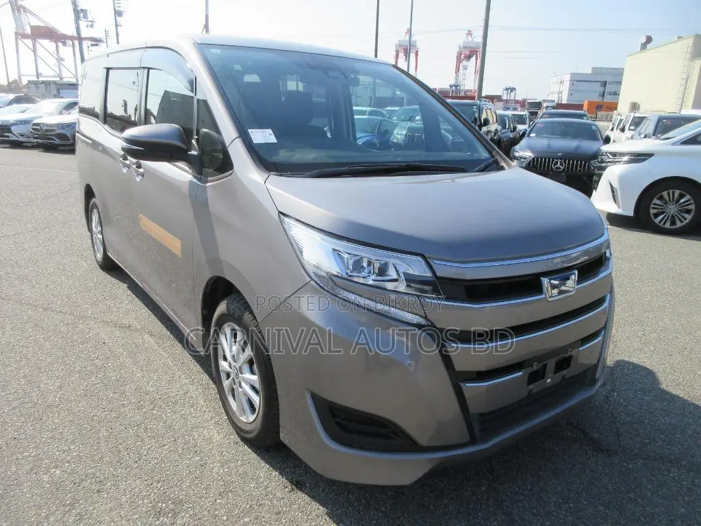 Toyota Noah X GRAY COLOUR 2021