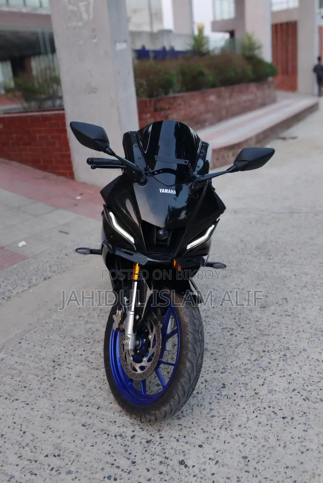 Yamaha R15M BS7 . 2025