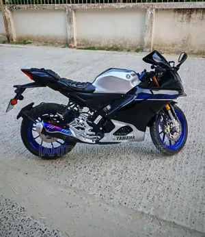Yamaha R15M BS7 . 2025