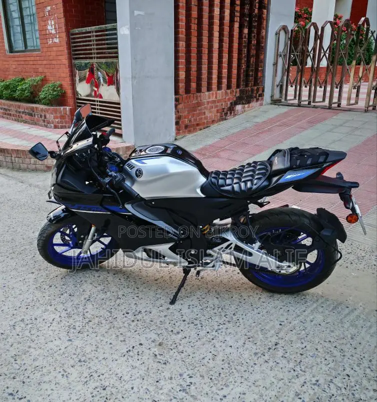 Yamaha R15M BS7 . 2025
