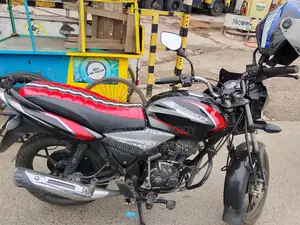 Bajaj Discover 110 . 2020