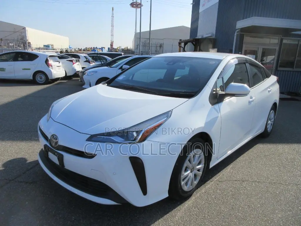 Toyota Prius S 2021