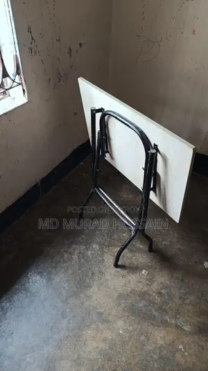 টেবিল ও চেয়ার বিক্রয় হবে, ভালো কন্ডিশন
