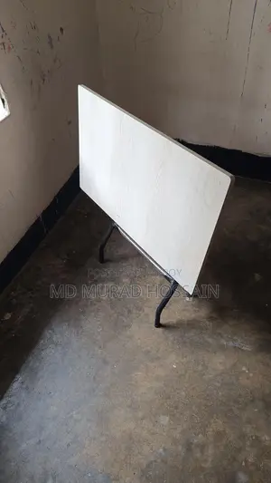 টেবিল ও চেয়ার বিক্রয় হবে, ভালো কন্ডিশন